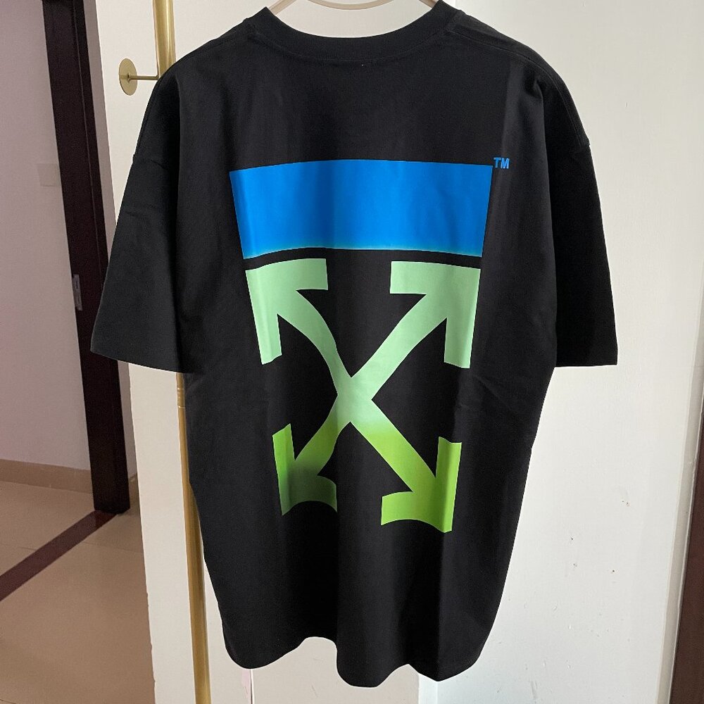 Men’s Off-White Tee👕